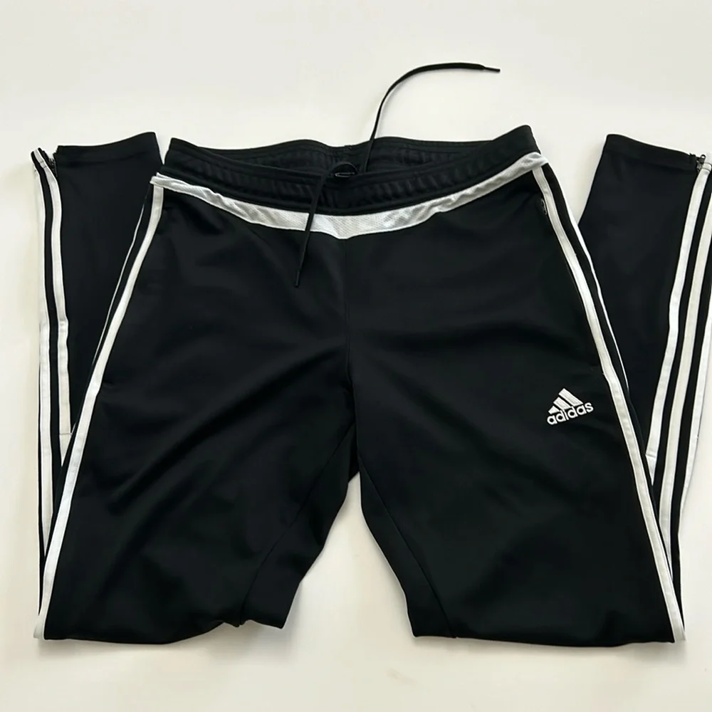 Women’s adidas sweats - Picture 1 of 6